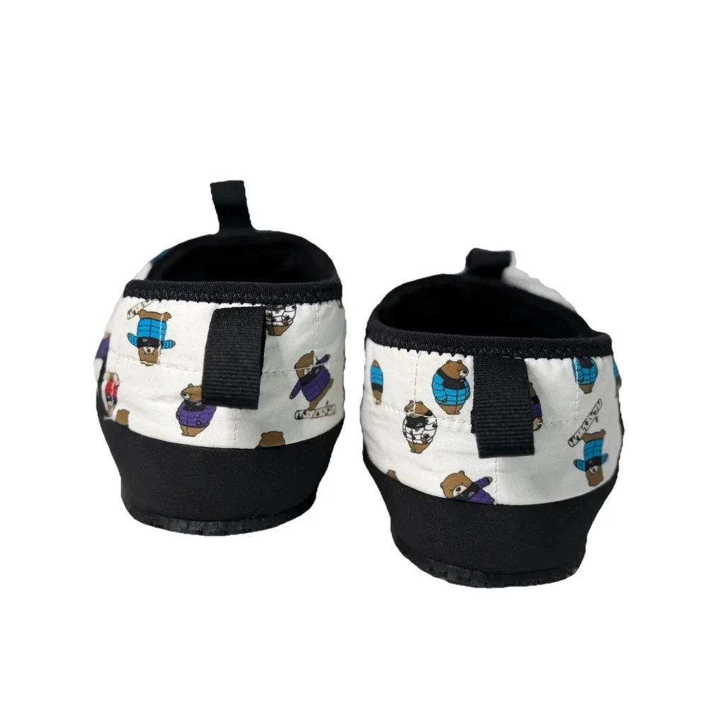 The North Face Nuptse Mules Bears Print Kids Size 3 No Box
